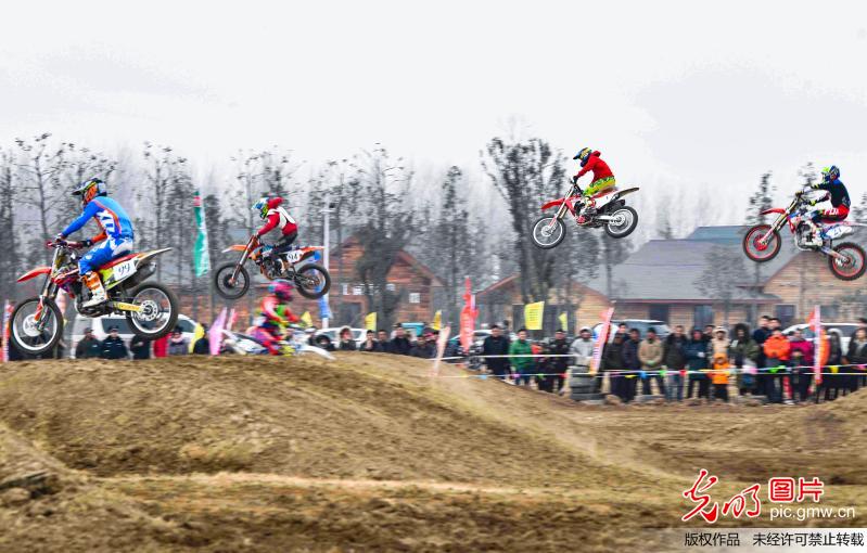 2018年全国越野摩托车大赛在亳州站开赛