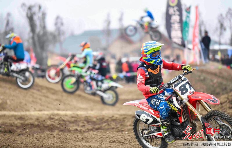 2018年全国越野摩托车大赛在亳州站开赛
