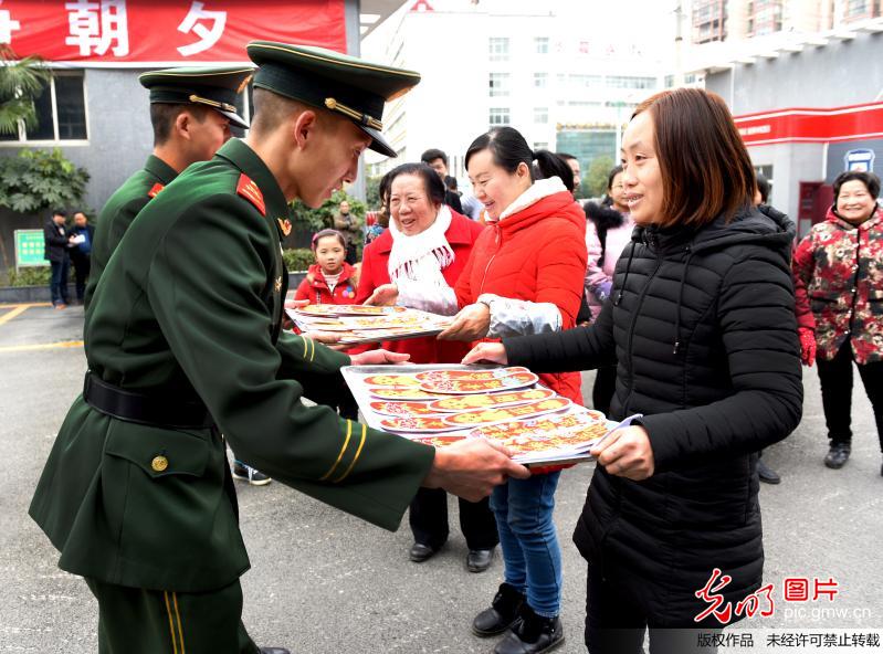 贵州：军民双拥情意浓