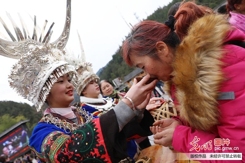 大年初五：贵州黔东南苗寨里刮起最炫民族风