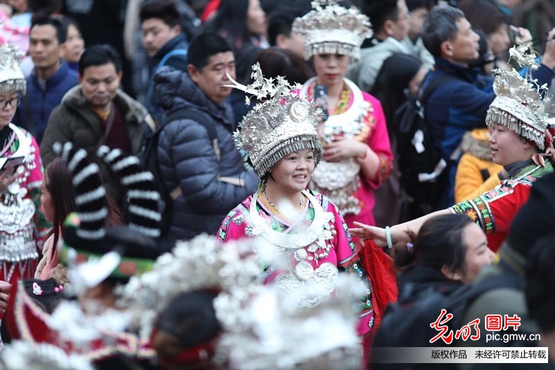 大年初五：贵州黔东南苗寨里刮起最炫民族风