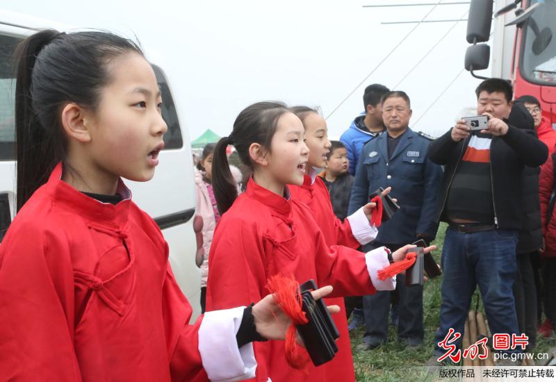 河南宝丰：马街书会盛大开锣