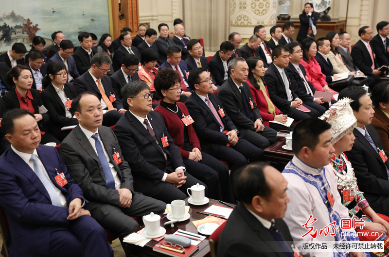 湖南团开放日：媒体聚焦高质量发展和脱贫攻坚