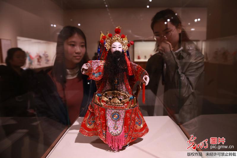 匠心传承——徐竹初、徐强父子木偶艺术展在京举行