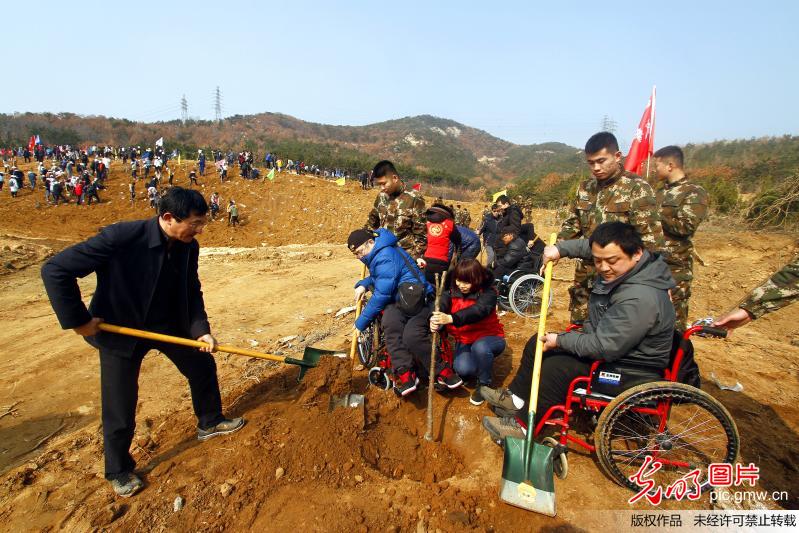 【光明图刊】植树节 共赴一场春天的约会