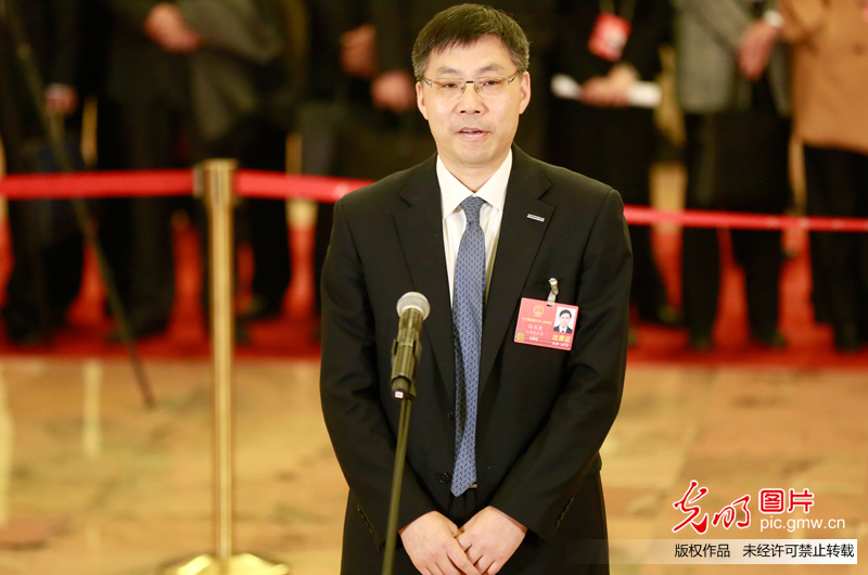 两会第四场“代表通道”开启