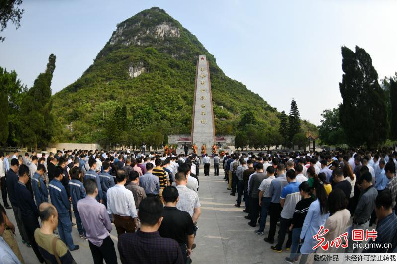 【网络中国节】清明节 祭英烈