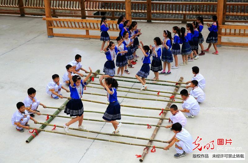 民族文化校园传承