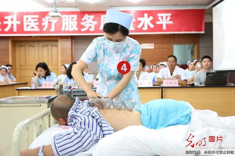 全国各地以不同形式迎接国际护士节