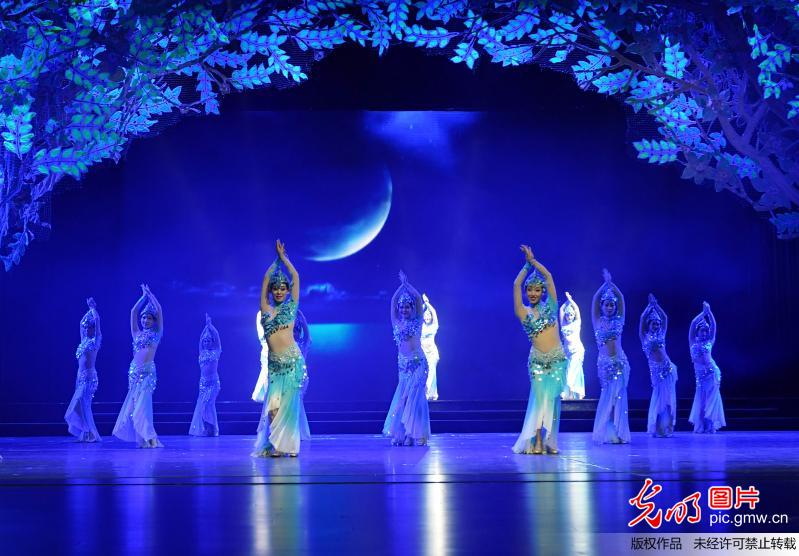 大型歌舞《敦煌韵》甘肃临夏上演