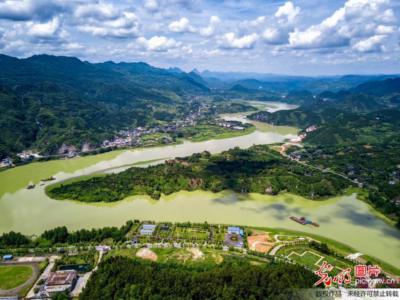 美丽湿地风景如画
