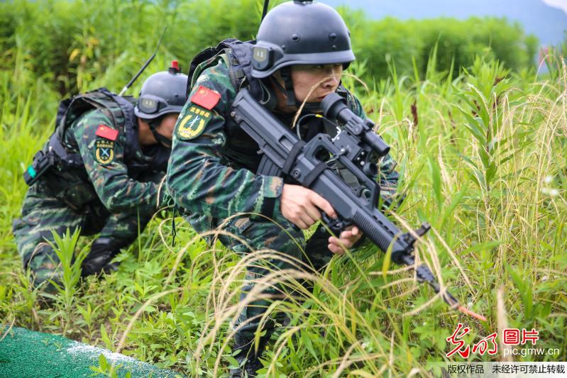 “红蓝对抗”实战练精兵