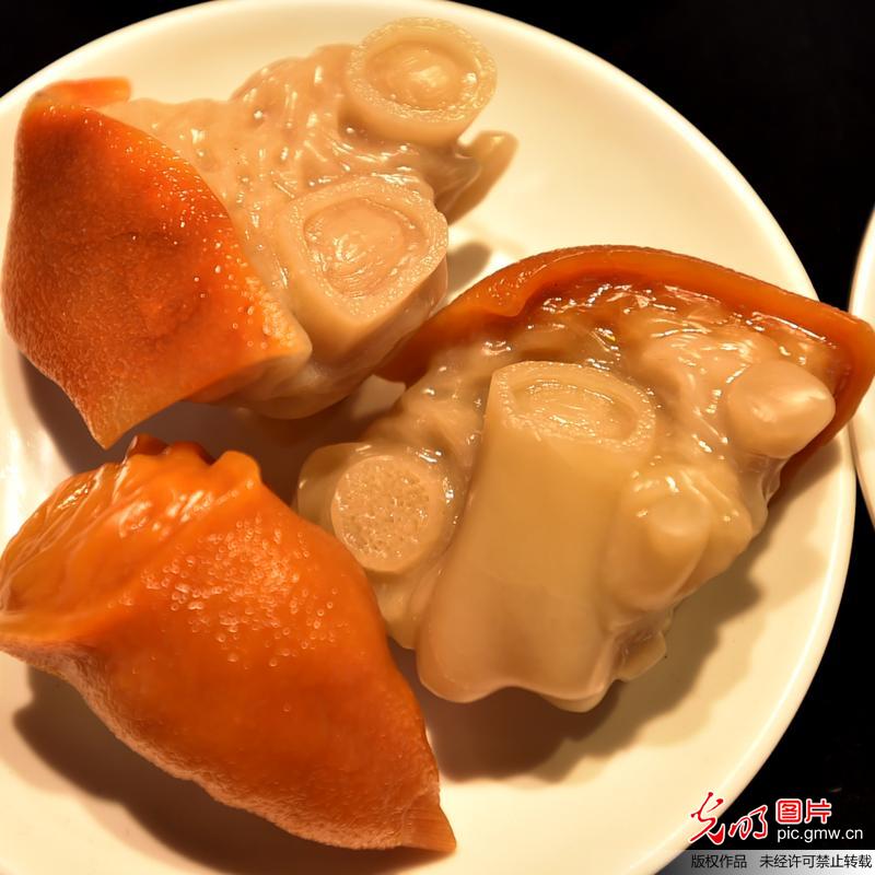 石雕艺人奉献特别“端午宴”