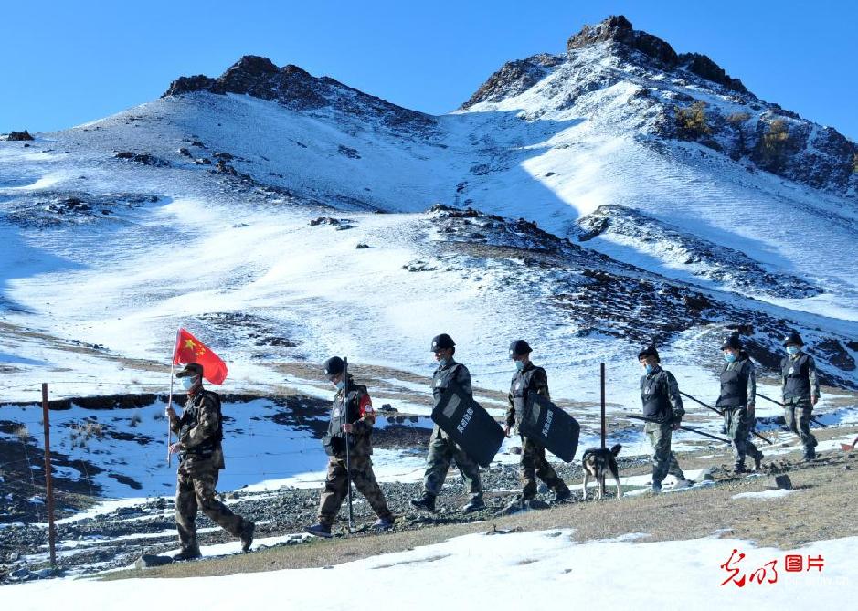 “四轮驱动”蹚出小康路