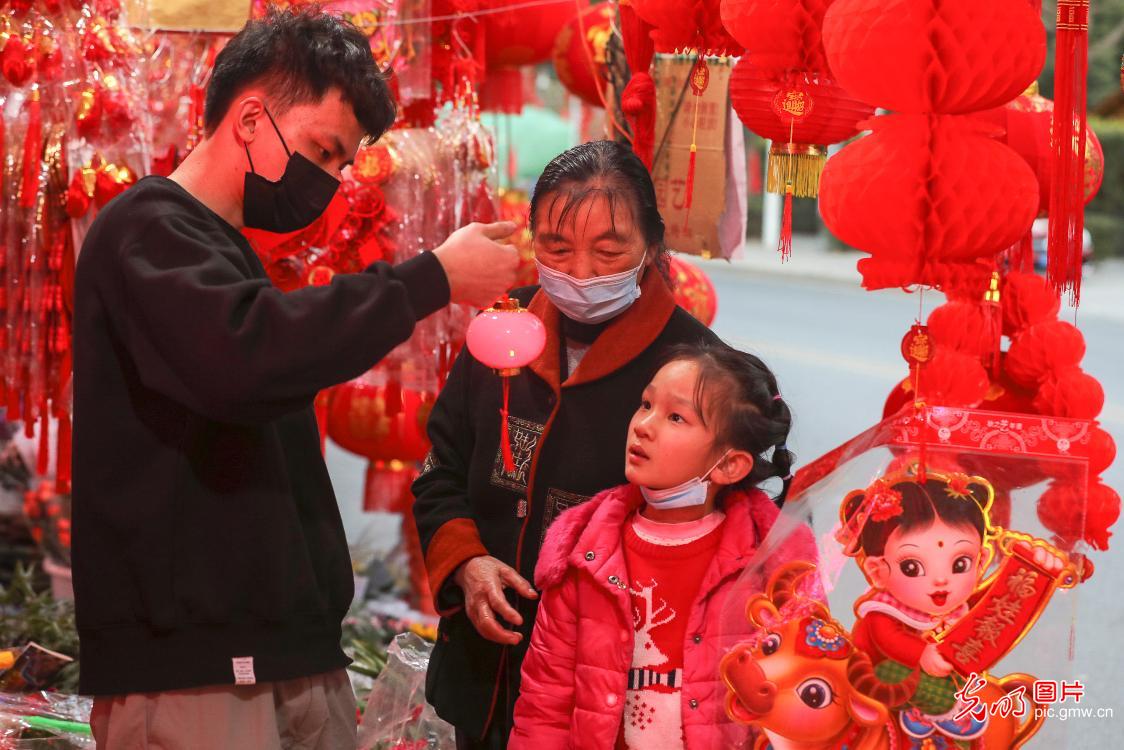 福建福州：红红火火迎新年