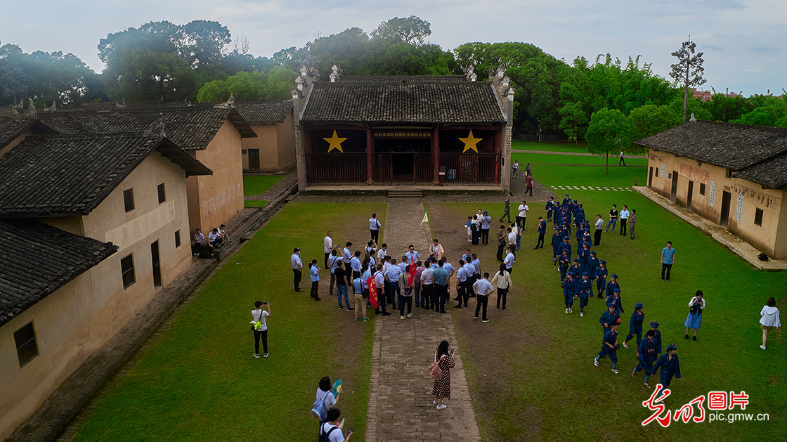 江西瑞金：红色旅游持续升温