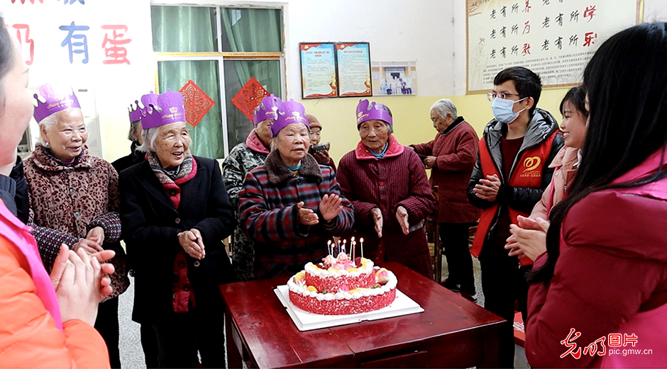 【我们的新时代】“颐养之家”探索城乡养老新模式 【我们的新时代】“颐养之家”探索城乡养老新模式