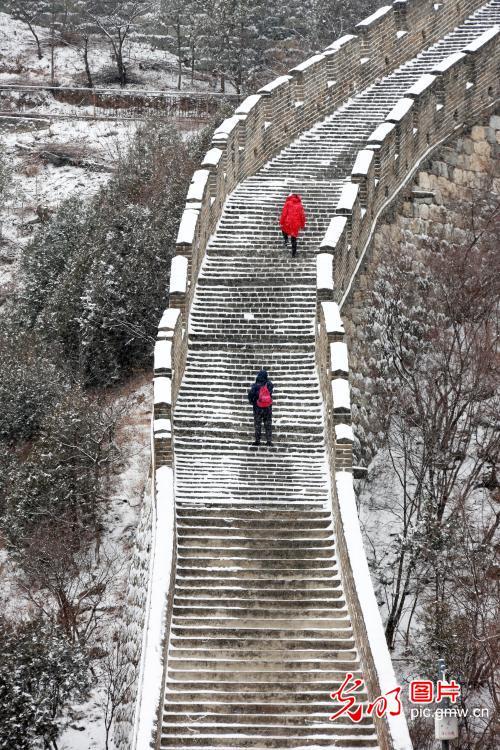 雪落古长城