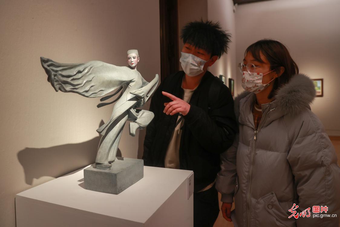 “美在致广——全国小幅美术精品展”人气旺