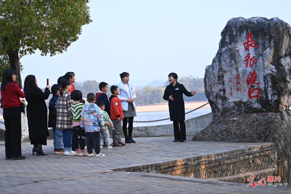 【我从基层来】全国人大代表钟敏：讲好长征故事 肩负时代使命