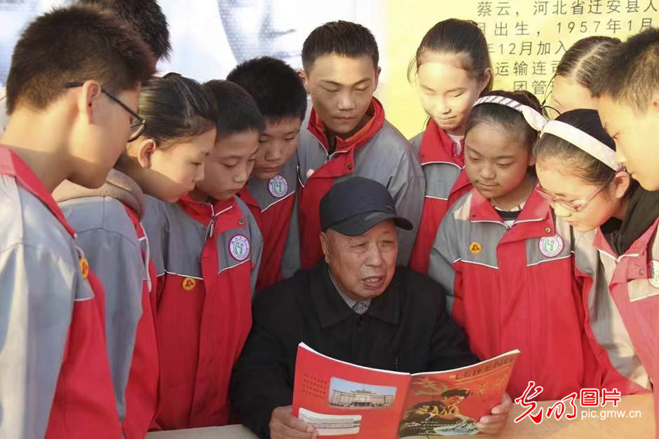 滕州：通过“学”“讲”“做”传承践行雷锋精神