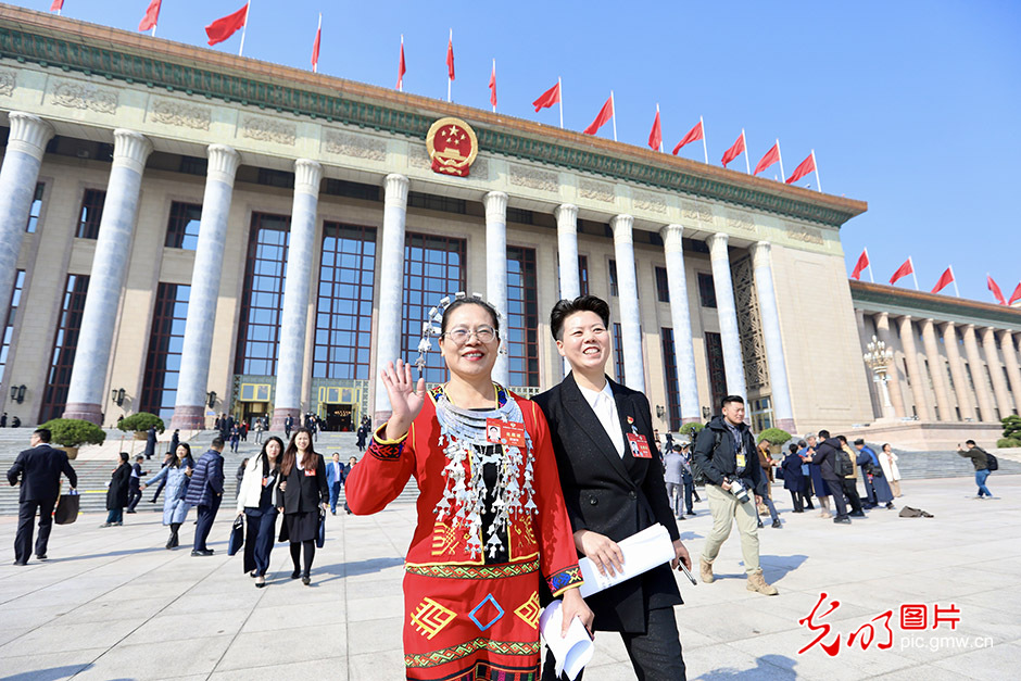 “三八”国际妇女节丨看两会巾帼风采 “三八”国际妇女节丨看两会巾帼风采