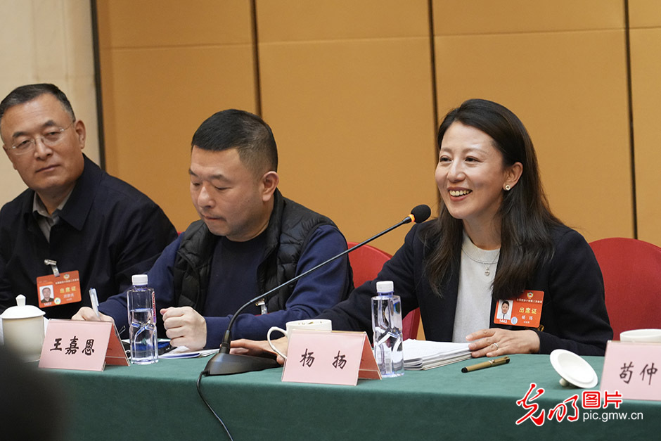 “三八”国际妇女节丨看两会巾帼风采 “三八”国际妇女节丨看两会巾帼风采