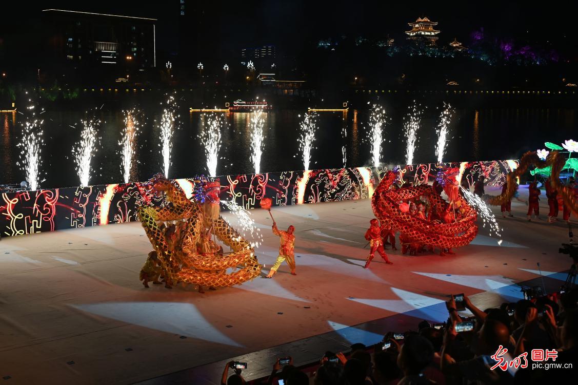 “夜经济”激发文旅新活力