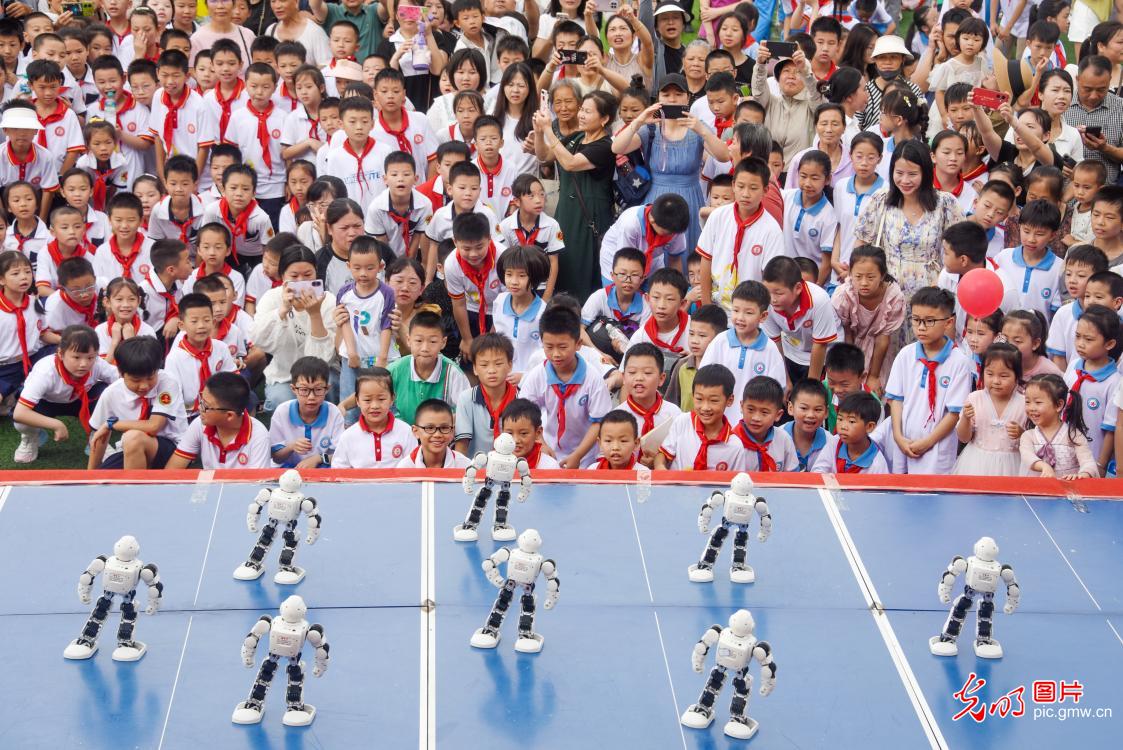 科技进校园 助力科学种子发芽