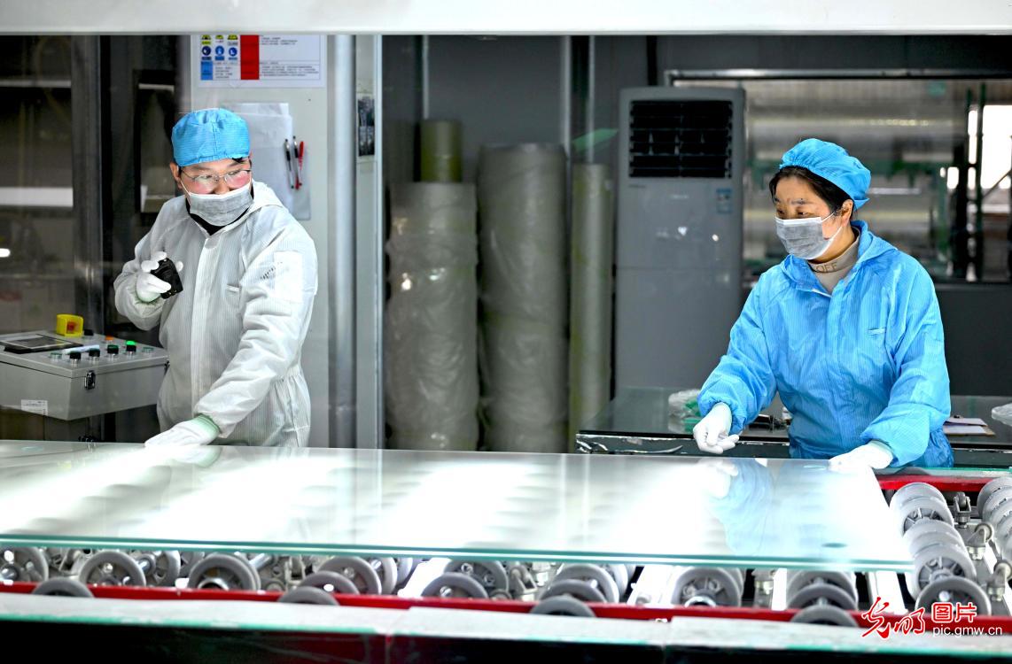 新春开工热潮涌 各地冲刺开门红