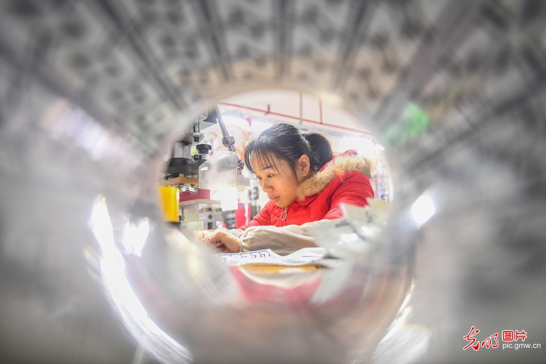 新春开工热潮涌 各地冲刺开门红