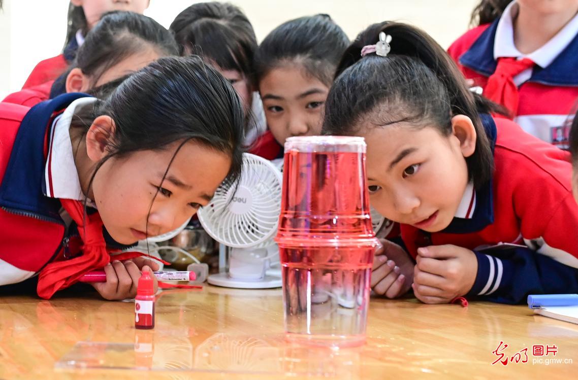 探索气象奥秘 点亮科学梦想