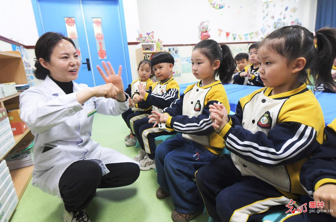 2025世界卫生日：童心共护健康行