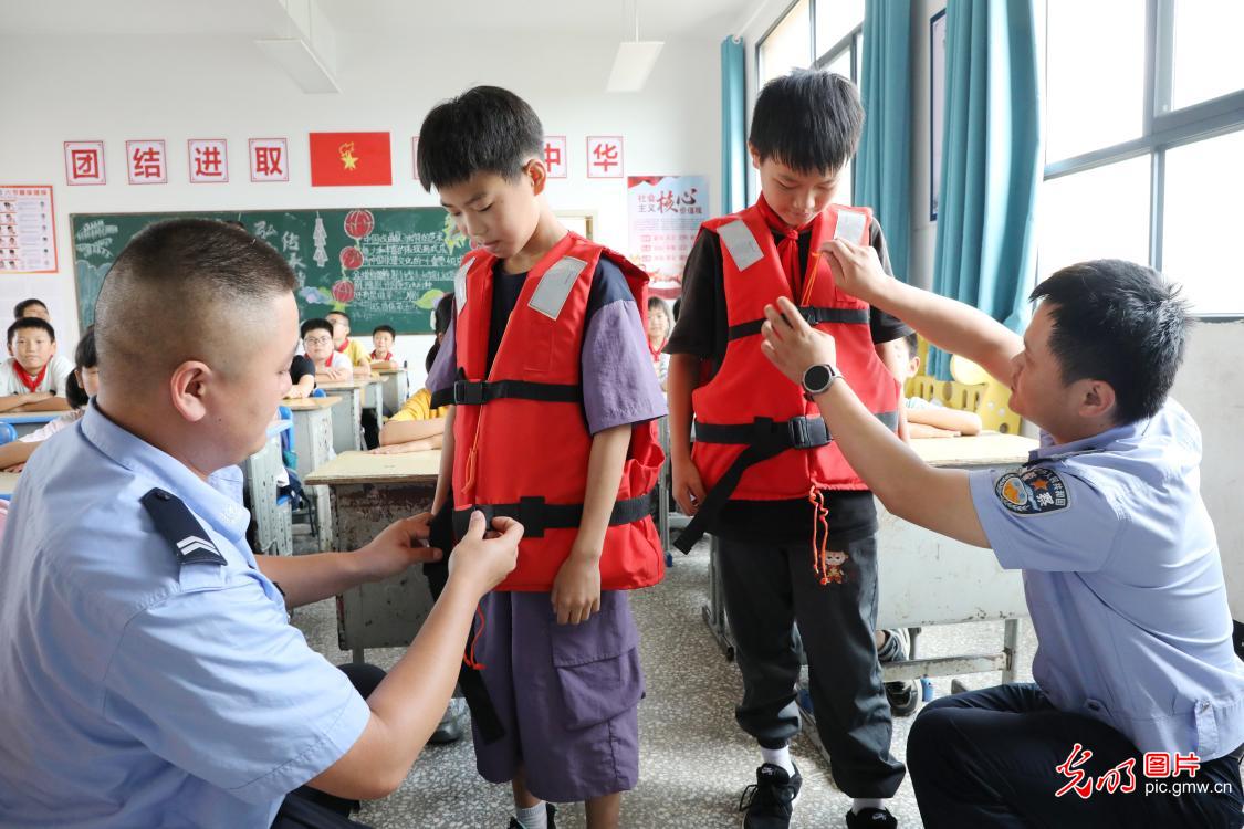 夏季防溺水 安全伴我行