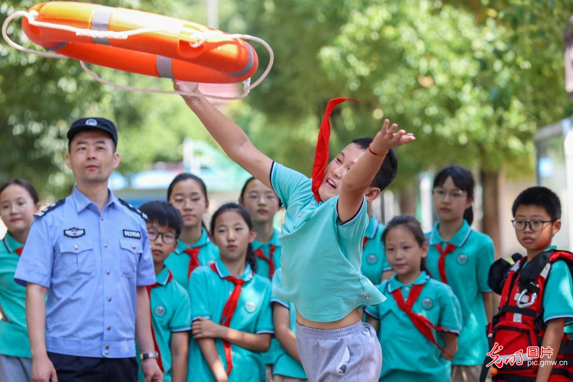 夏季防溺水 安全伴我行