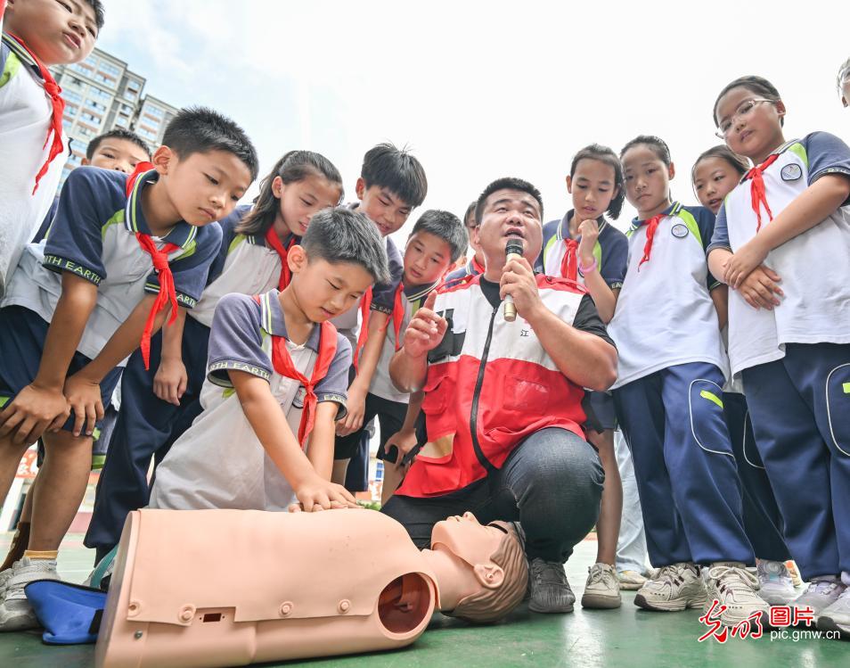 夏季防溺水 安全伴我行