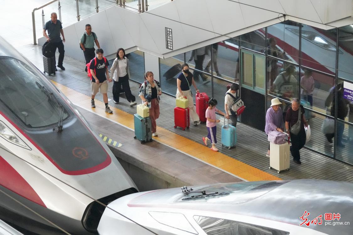 2025暑运拉开帷幕 开启出行“新时速”