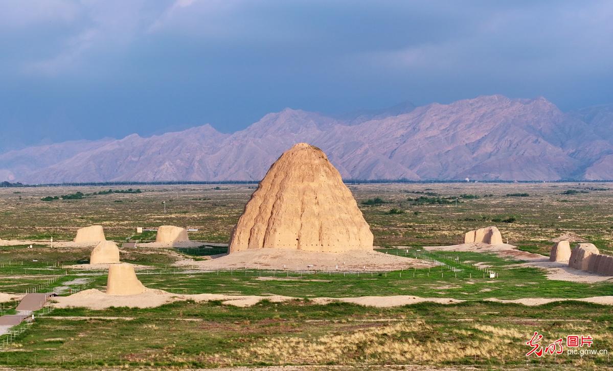 “西夏陵”成功列入《世界遗产名录》
