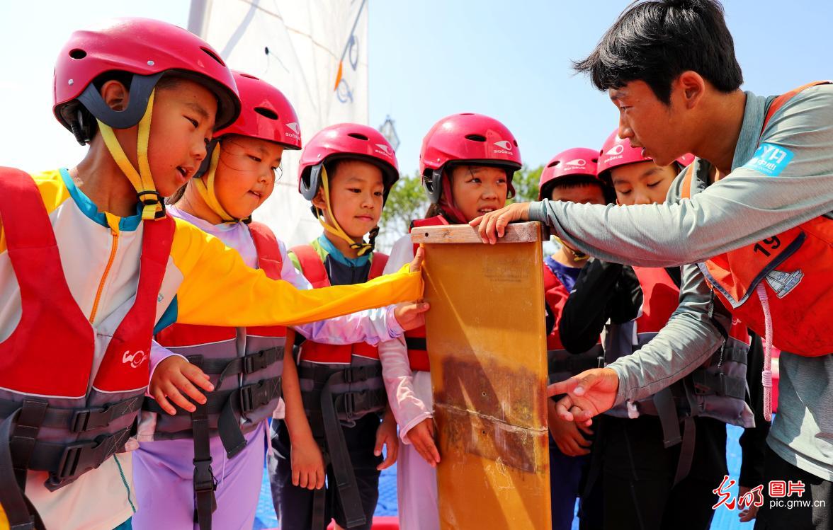 假日帆船欢乐多