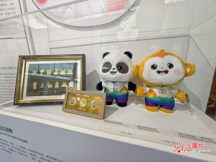 【世运非遗竞技场】世运舞台上 蜀绣针法在“说话”