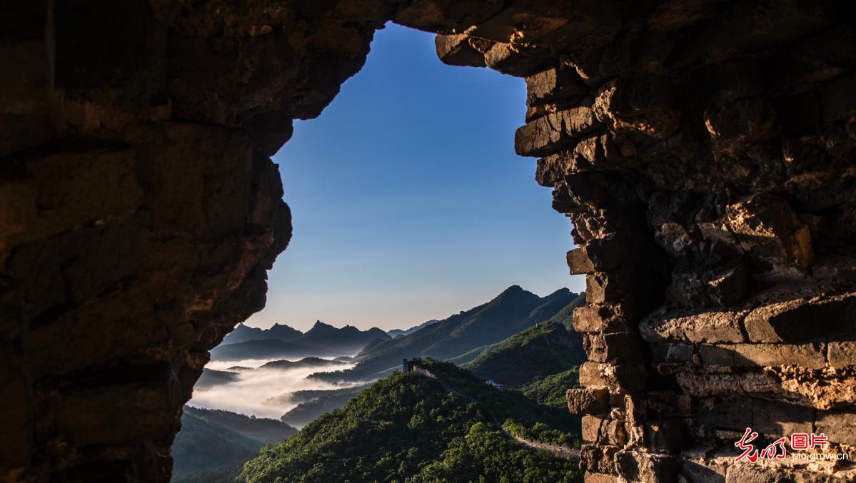 长城云海 美景如画