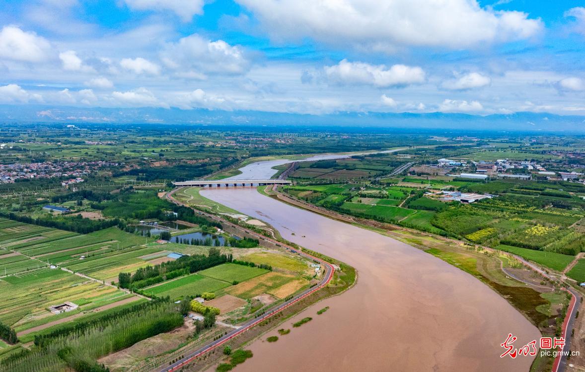 汾河岸畔生态美