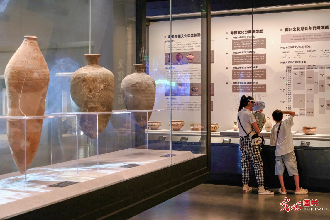 暑假临近尾声 博物馆热度不减