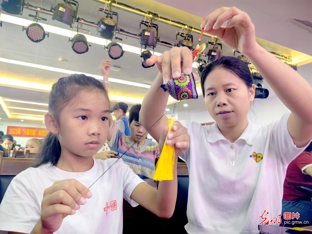 民俗焕新迎七夕