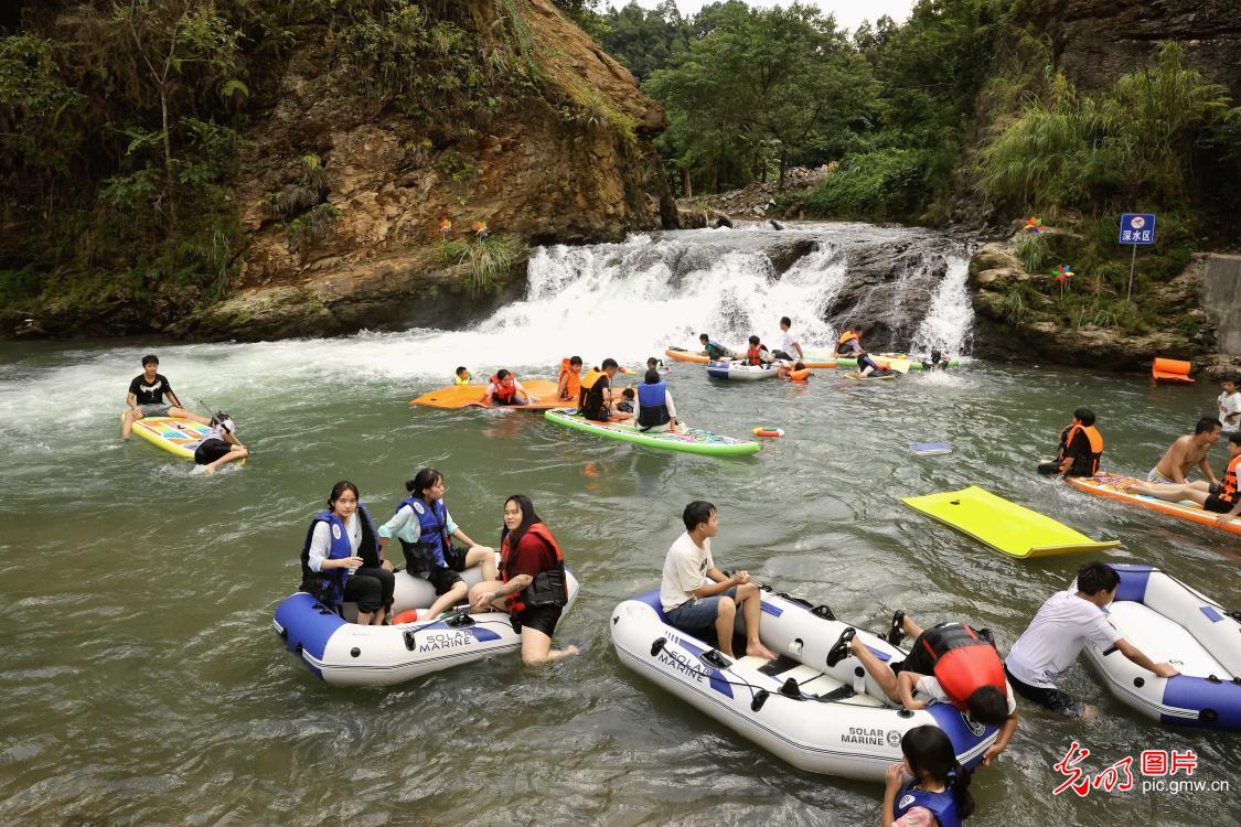 生态游“体育+”助增收
