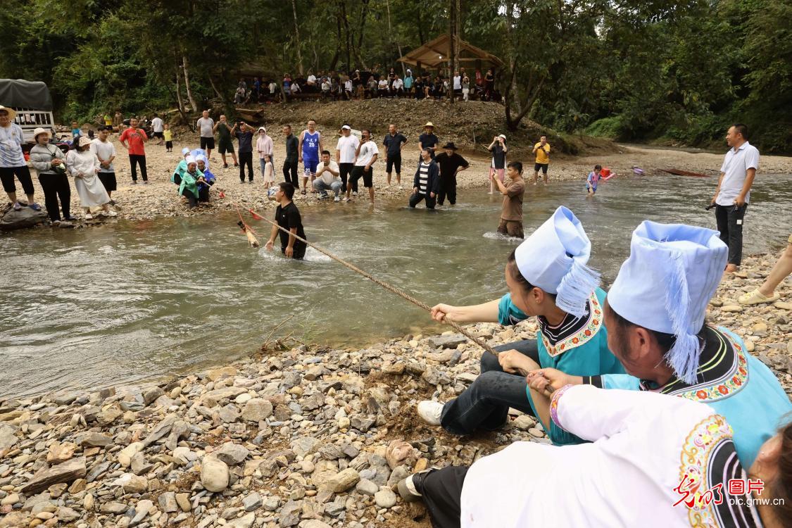 生态游“体育+”助增收