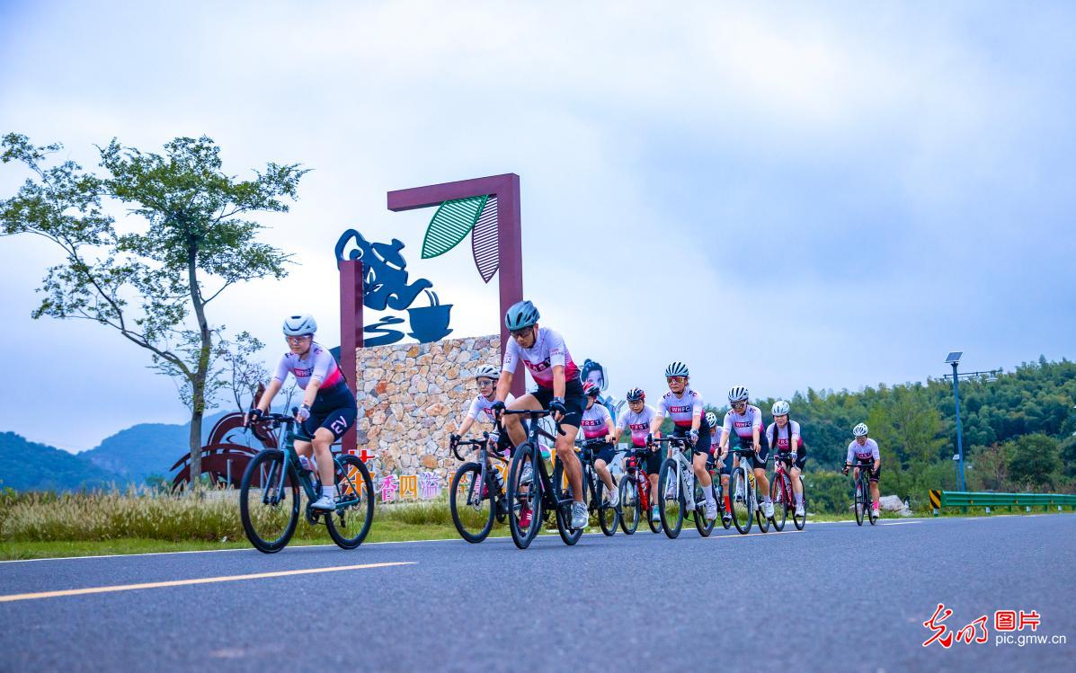 世界骑行日：车轮转动间 绘就低碳新图景