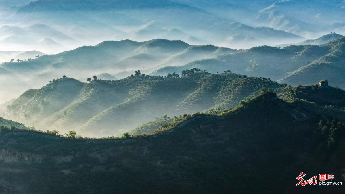 山川秀美 长城如画