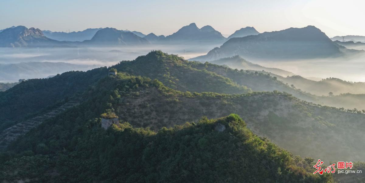 山川秀美 长城如画