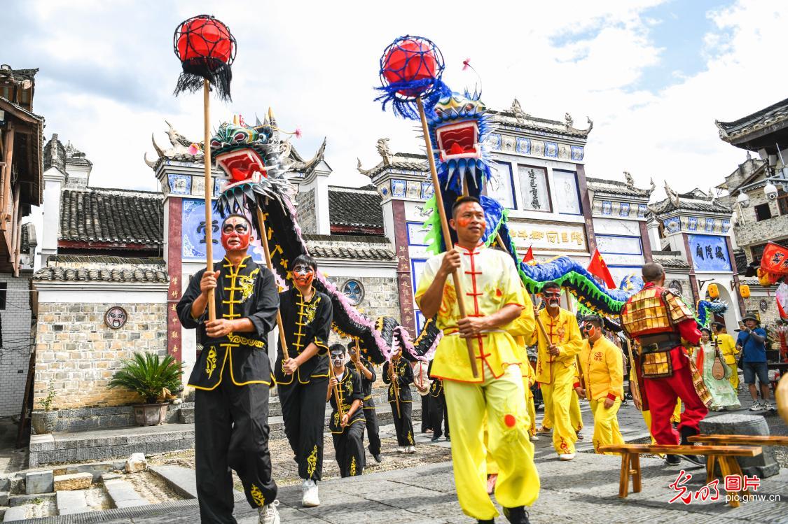国庆游景区，与非遗来一场浪漫的“文化约会”
